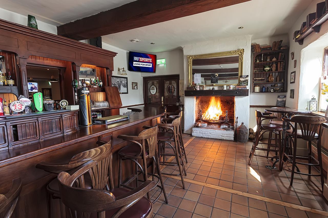 Chester Beatty Inn Ashford Екстериор снимка