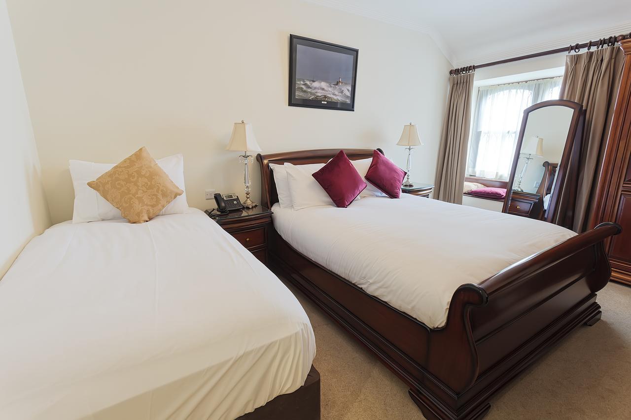 Chester Beatty Inn Ashford Екстериор снимка
